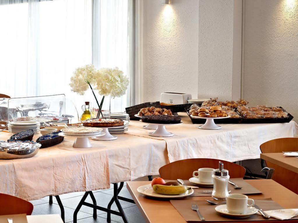 Hotel Hc*** Mollet Barcelona Mollet del Vallès Екстериор снимка